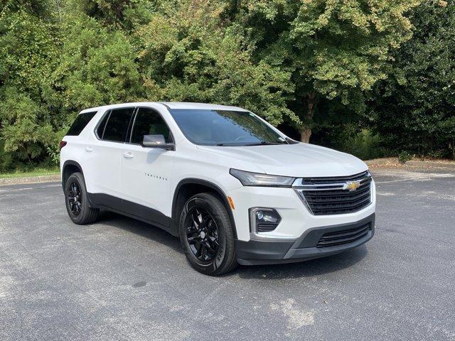 used 2022 Chevrolet Traverse car, priced at $24,225