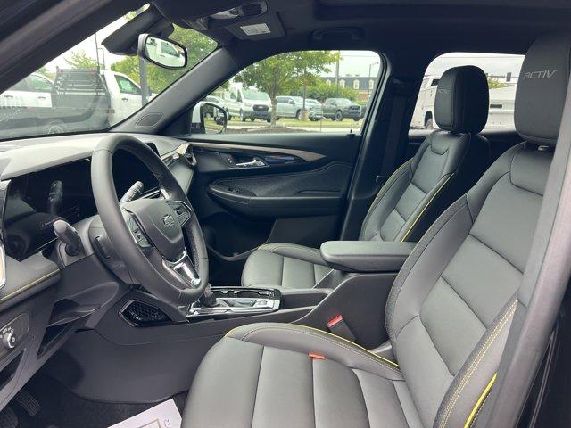 new 2025 Chevrolet TrailBlazer car, priced at $29,680