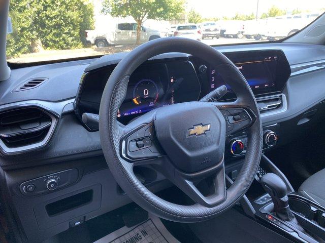 used 2025 Chevrolet TrailBlazer car, priced at $26,558