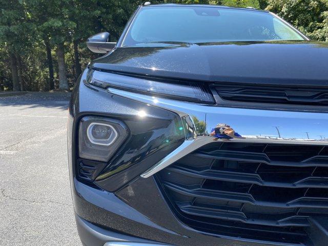 used 2025 Chevrolet TrailBlazer car, priced at $26,558