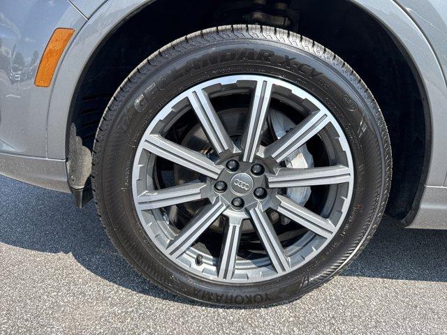 used 2017 Audi Q7 car, priced at $16,371