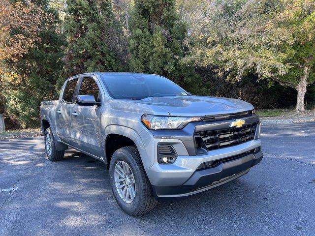 new 2024 Chevrolet Colorado car, priced at $33,455