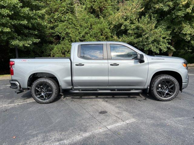 new 2025 Chevrolet Silverado 1500 car, priced at $41,990