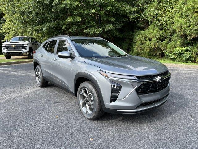 new 2025 Chevrolet Trax car, priced at $22,265