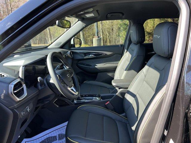 new 2025 Chevrolet TrailBlazer car, priced at $30,585