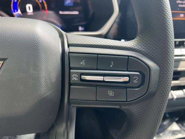 new 2025 Chevrolet Colorado car, priced at $33,880