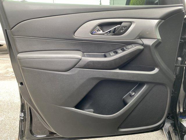 used 2022 Chevrolet Traverse car, priced at $26,999