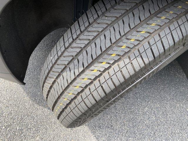 used 2022 Chevrolet Traverse car, priced at $28,800