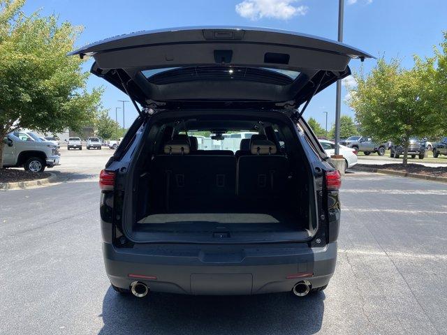 used 2022 Chevrolet Traverse car, priced at $28,800