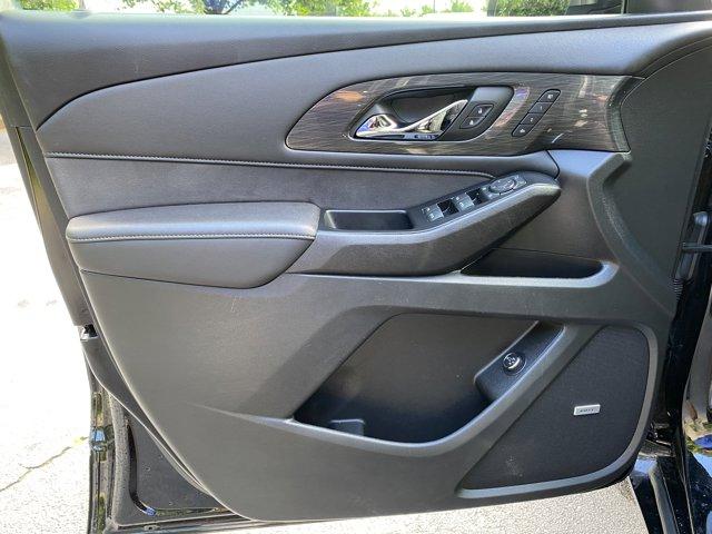 used 2022 Chevrolet Traverse car, priced at $37,671