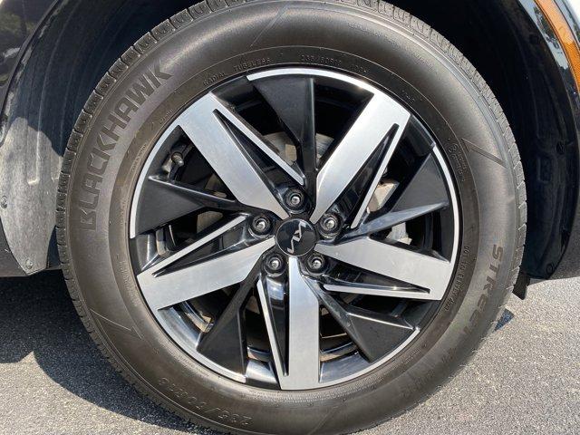 used 2022 Kia Sorento car, priced at $22,791