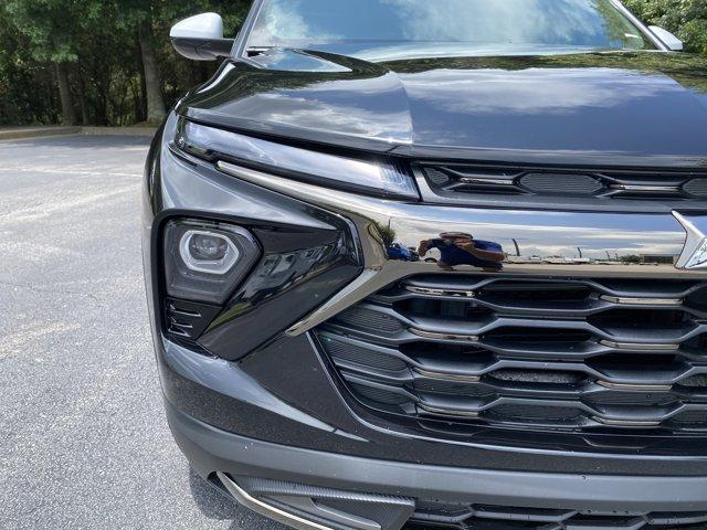 used 2025 Chevrolet TrailBlazer car, priced at $29,823