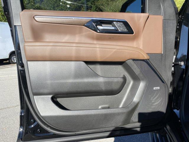 new 2025 Chevrolet Tahoe car, priced at $97,044