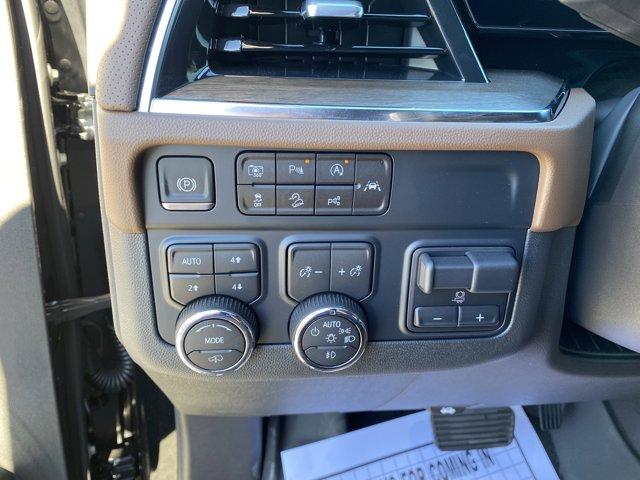 new 2025 Chevrolet Tahoe car, priced at $97,044