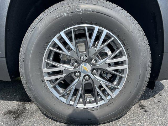 new 2025 Chevrolet Traverse car, priced at $43,930