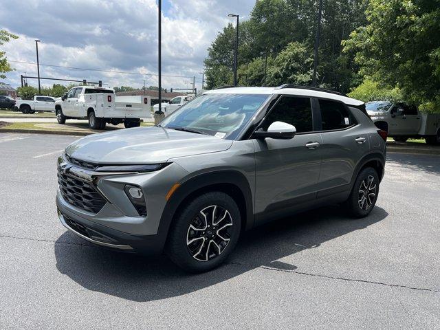new 2025 Chevrolet TrailBlazer car, priced at $29,680