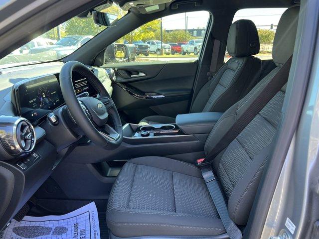 new 2026 Chevrolet Equinox car, priced at $29,440