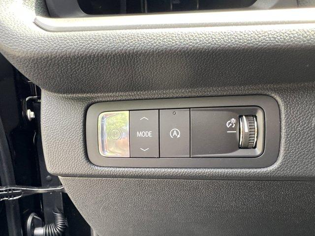 new 2025 Chevrolet Traverse car, priced at $44,939