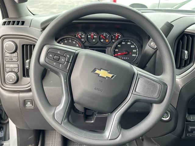 new 2025 Chevrolet Silverado 1500 car, priced at $46,706