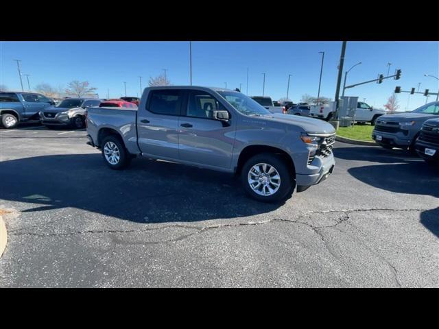 new 2025 Chevrolet Silverado 1500 car, priced at $42,756