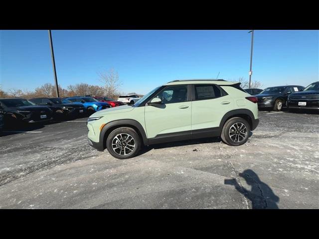 new 2025 Chevrolet TrailBlazer car, priced at $29,074