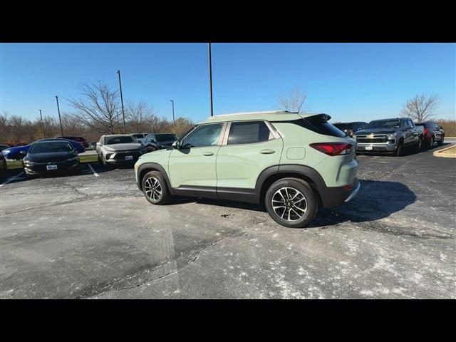 new 2025 Chevrolet TrailBlazer car, priced at $29,074