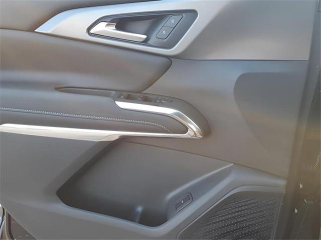 new 2026 Chevrolet Traverse car, priced at $46,726