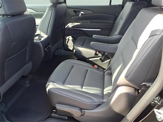 new 2026 Chevrolet Traverse car, priced at $46,726