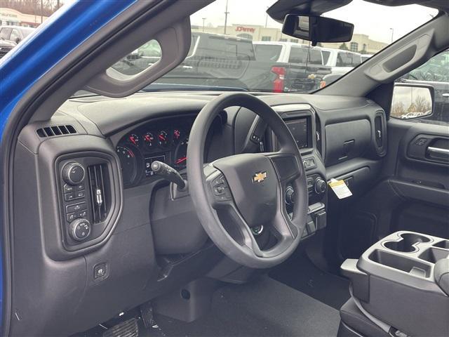 new 2025 Chevrolet Silverado 1500 car, priced at $44,120