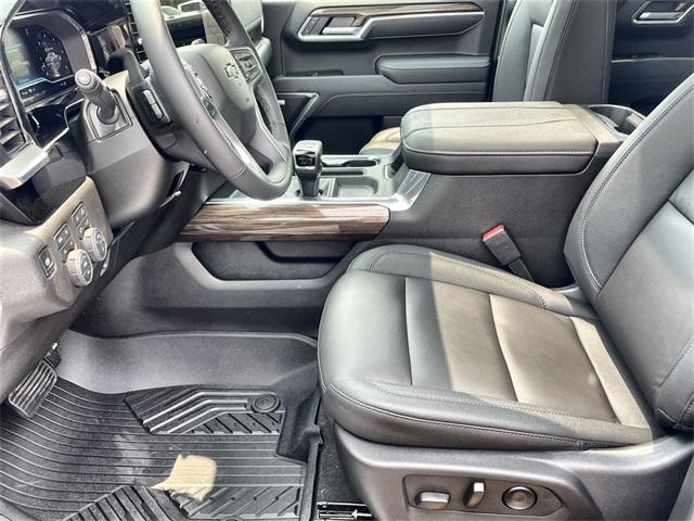 new 2025 Chevrolet Silverado 1500 car, priced at $51,777