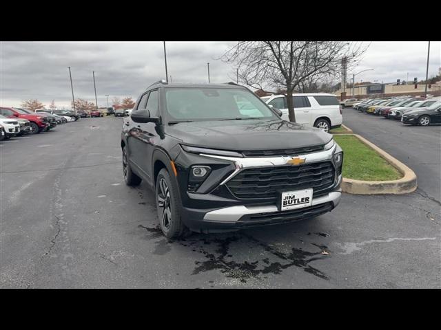 new 2025 Chevrolet TrailBlazer car, priced at $27,446