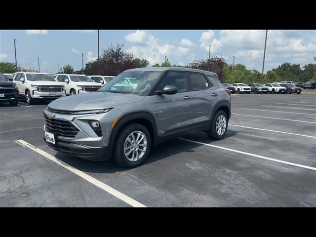 new 2025 Chevrolet TrailBlazer car, priced at $24,922