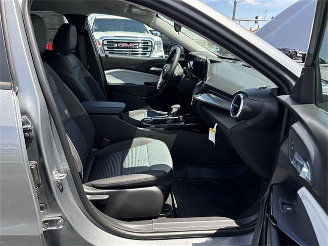 new 2025 Chevrolet Trax car, priced at $25,070