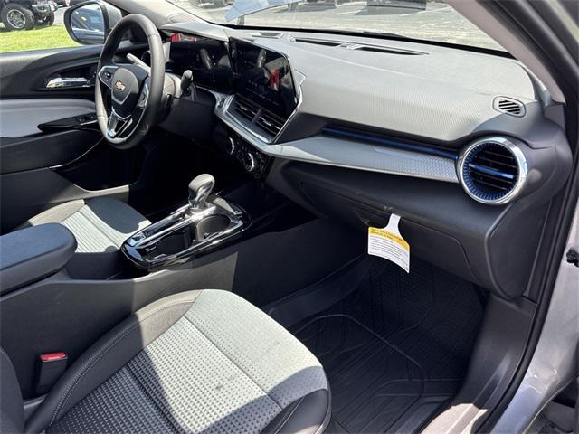 new 2025 Chevrolet Trax car, priced at $25,070