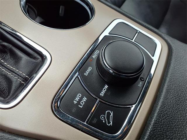 used 2017 Jeep Grand Cherokee car, priced at $17,200