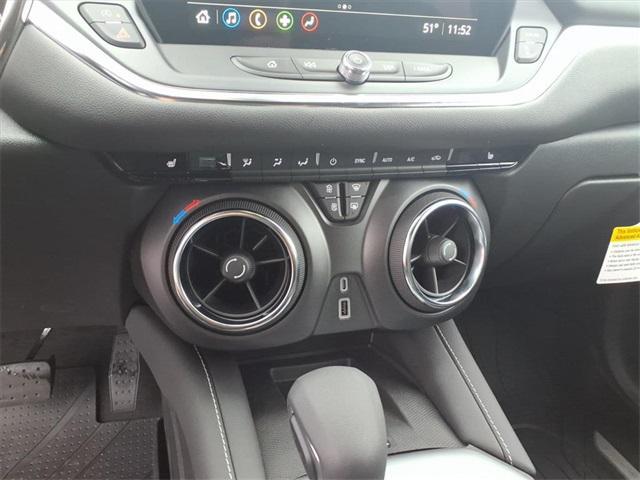 new 2025 Chevrolet Blazer car, priced at $37,700