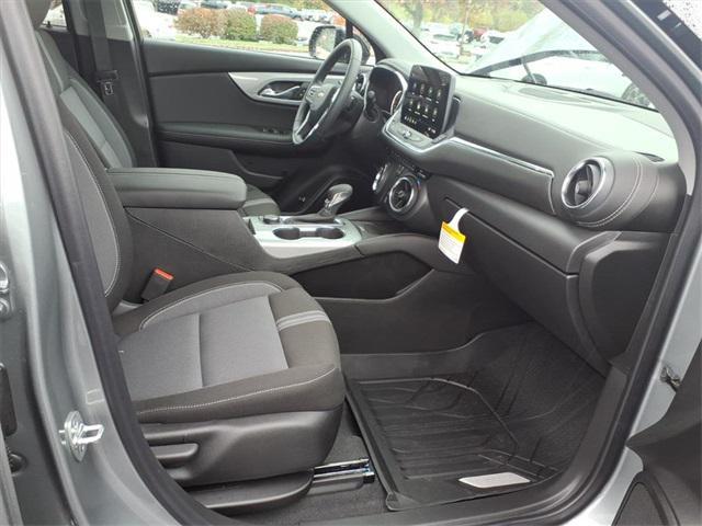 new 2025 Chevrolet Blazer car, priced at $37,700