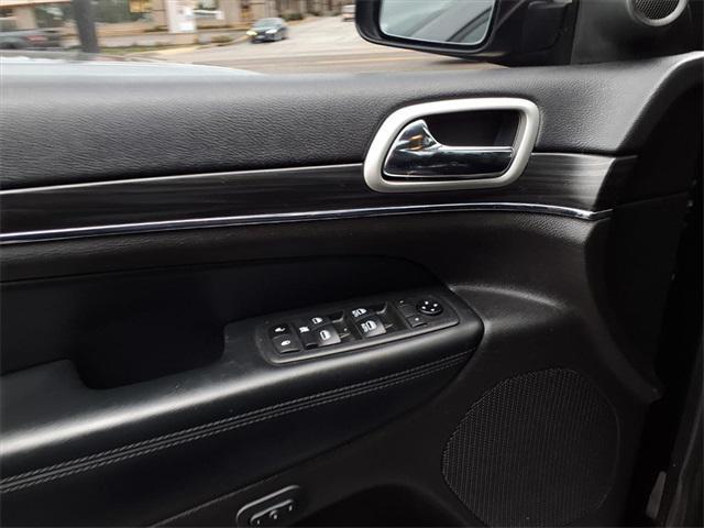 used 2021 Jeep Grand Cherokee car, priced at $19,500