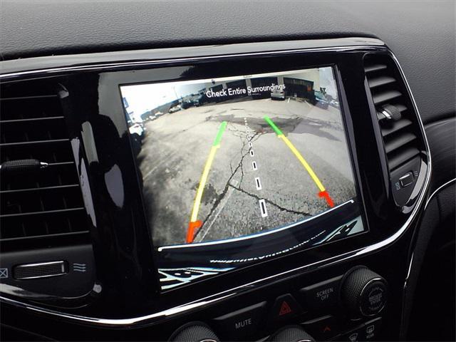 used 2021 Jeep Grand Cherokee car, priced at $19,500