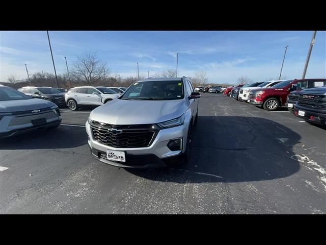 used 2022 Chevrolet Traverse car, priced at $40,739