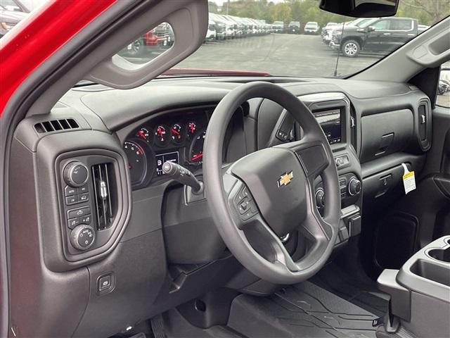 new 2025 Chevrolet Silverado 1500 car, priced at $42,756