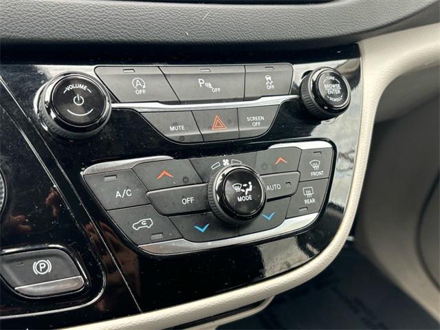 used 2019 Chrysler Pacifica car, priced at $17,586