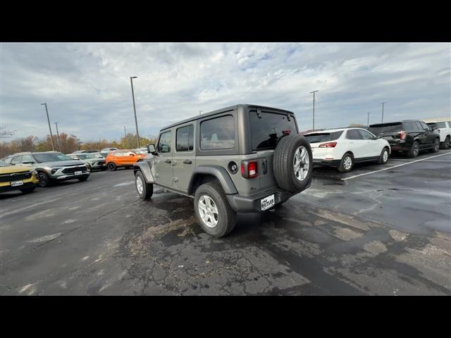 used 2021 Jeep Wrangler Unlimited car, priced at $27,495