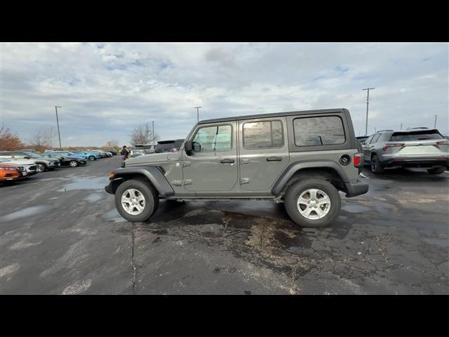 used 2021 Jeep Wrangler Unlimited car, priced at $27,495