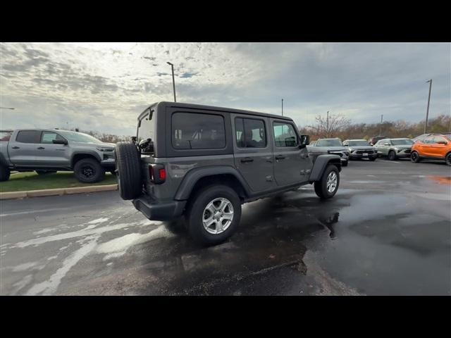 used 2021 Jeep Wrangler Unlimited car, priced at $27,495