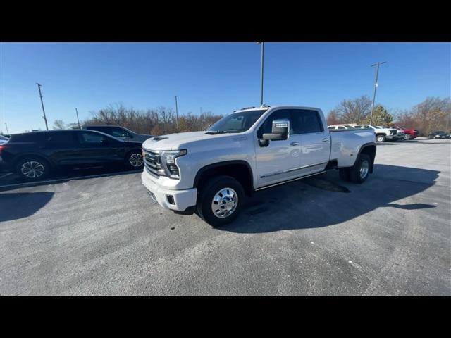 new 2024 Chevrolet Silverado 3500 car, priced at $82,692