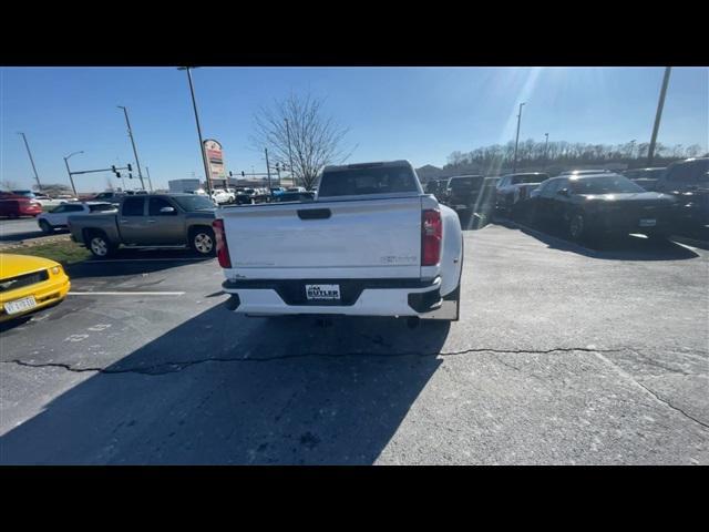 new 2024 Chevrolet Silverado 3500 car, priced at $82,692