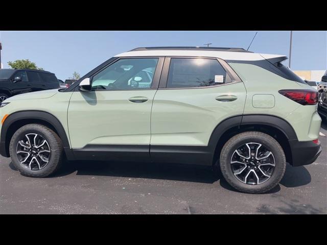 new 2025 Chevrolet TrailBlazer car, priced at $32,145