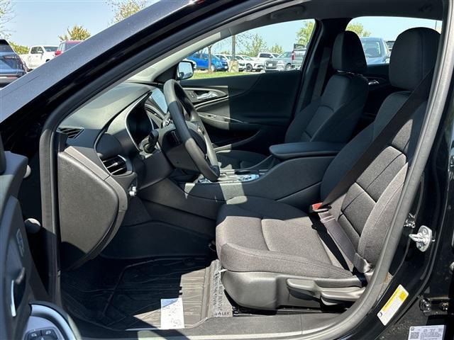 new 2025 Chevrolet Malibu car, priced at $25,570