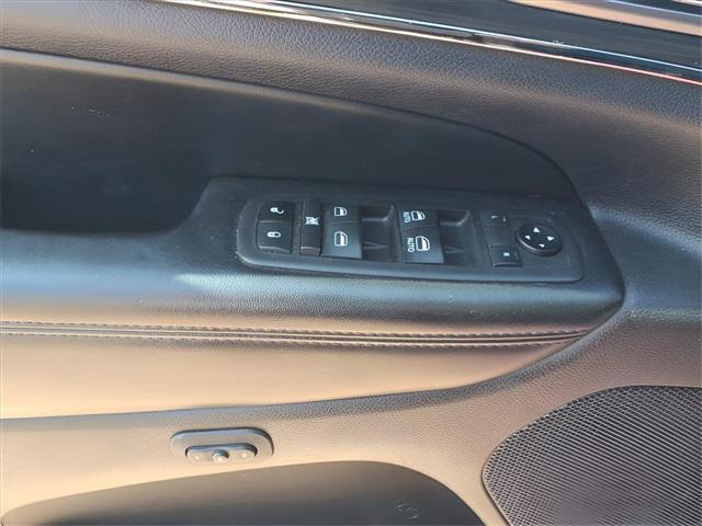 used 2021 Jeep Grand Cherokee car, priced at $23,391